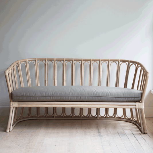 Colisee Loveseat