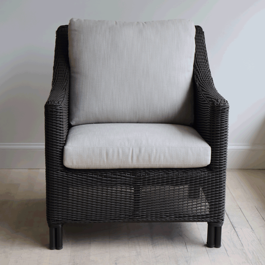 Outdoor Lounge Chair