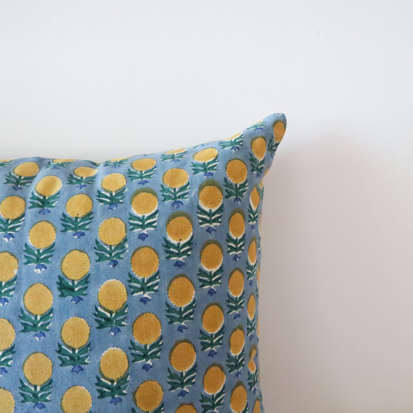 Pakhi Linen Pillow - 18"