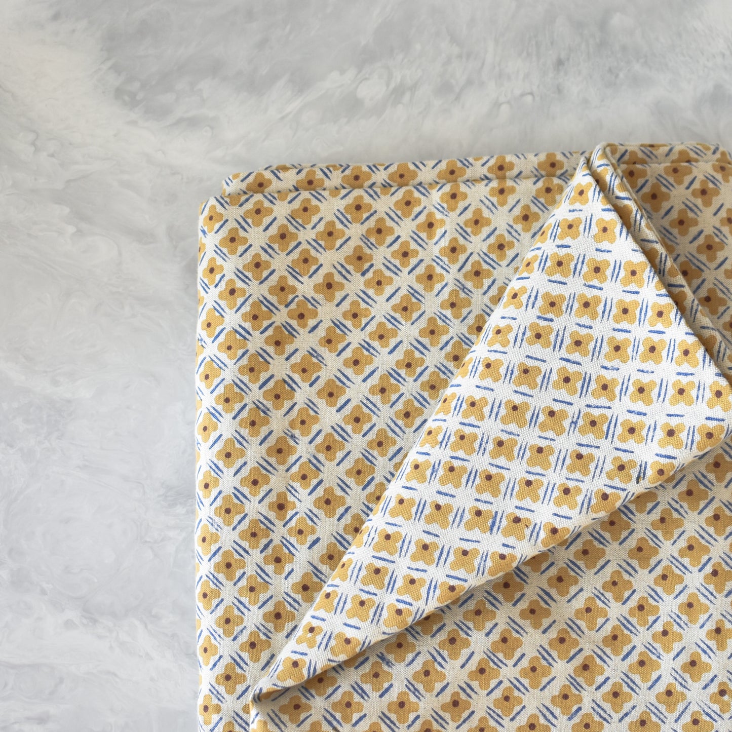 Parita Linen Table Cloth