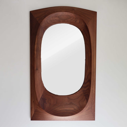 Brodzki Mirror - Walnut / 730mm