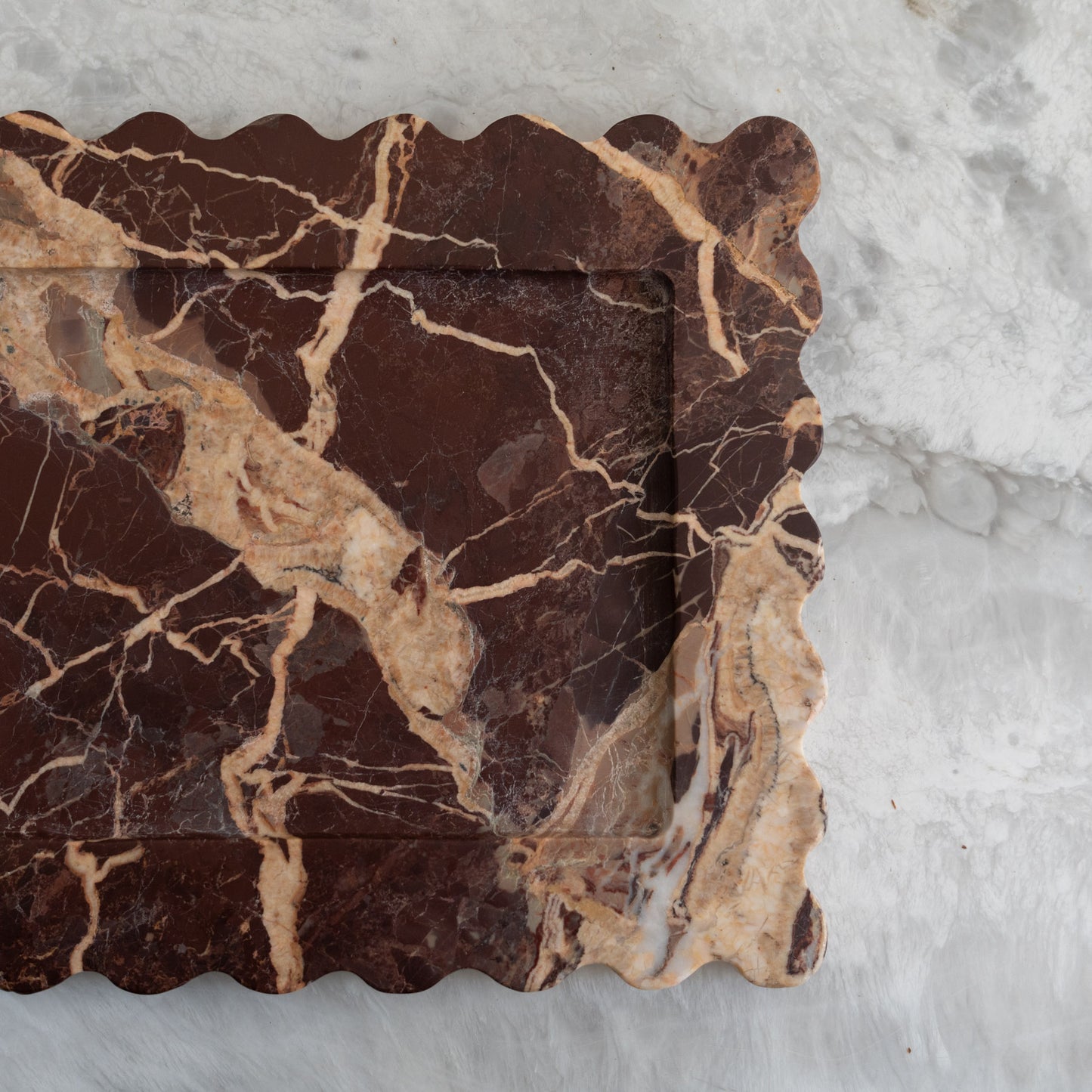 810 Tray in Cherry Gold