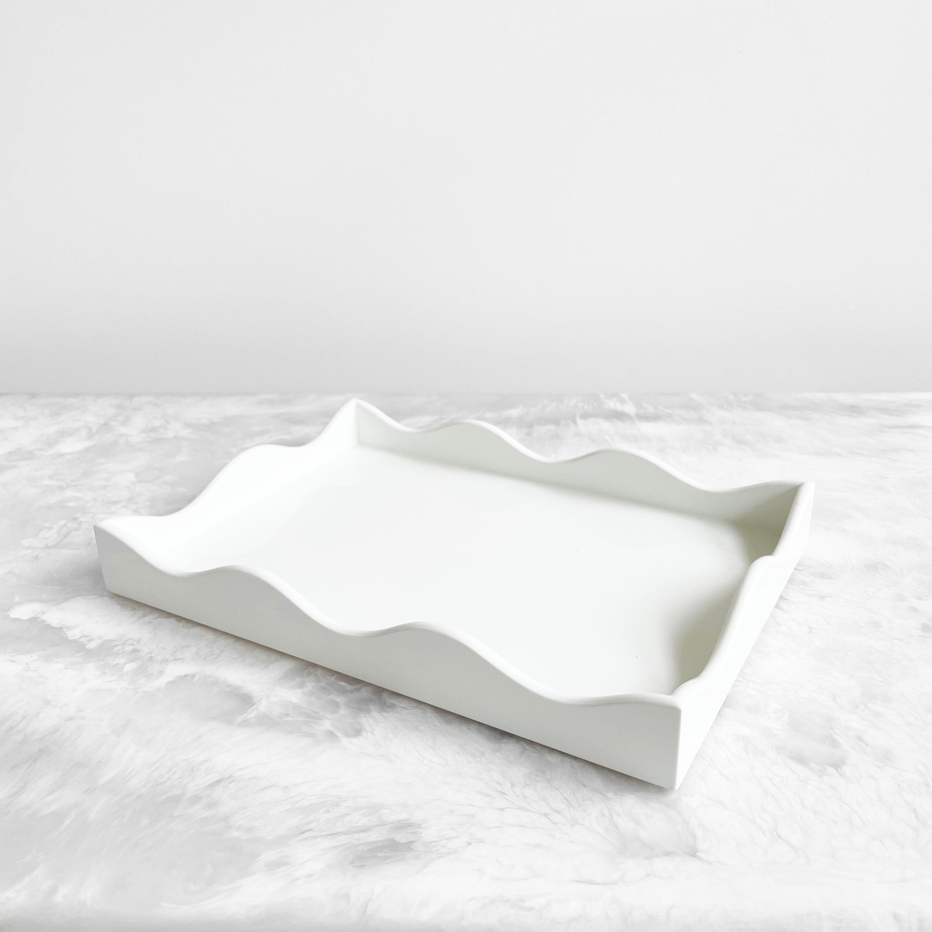 Small Belles Rives Lacquer Tray - Off White – Anyon Design and Atelier