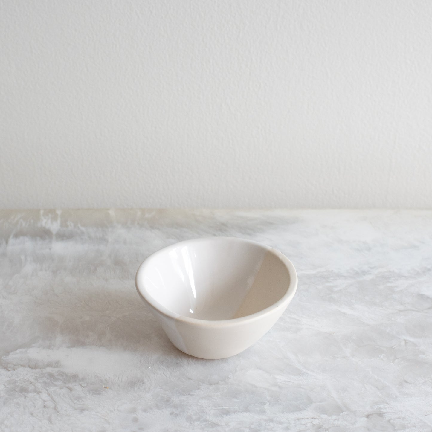 Nesting Bowls - Gloss White & Matte White Duo