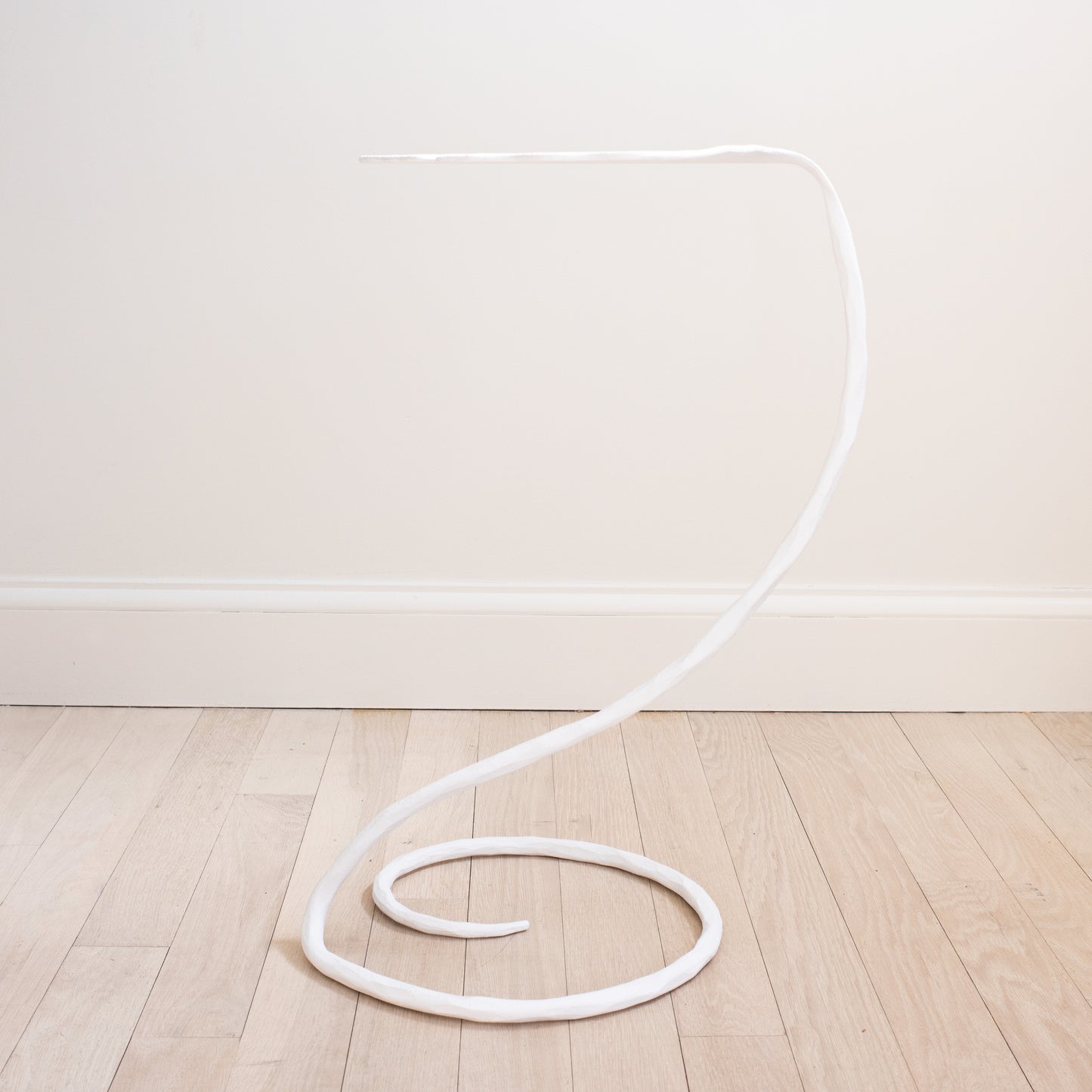 Ginkie Martini Table - Gesso White