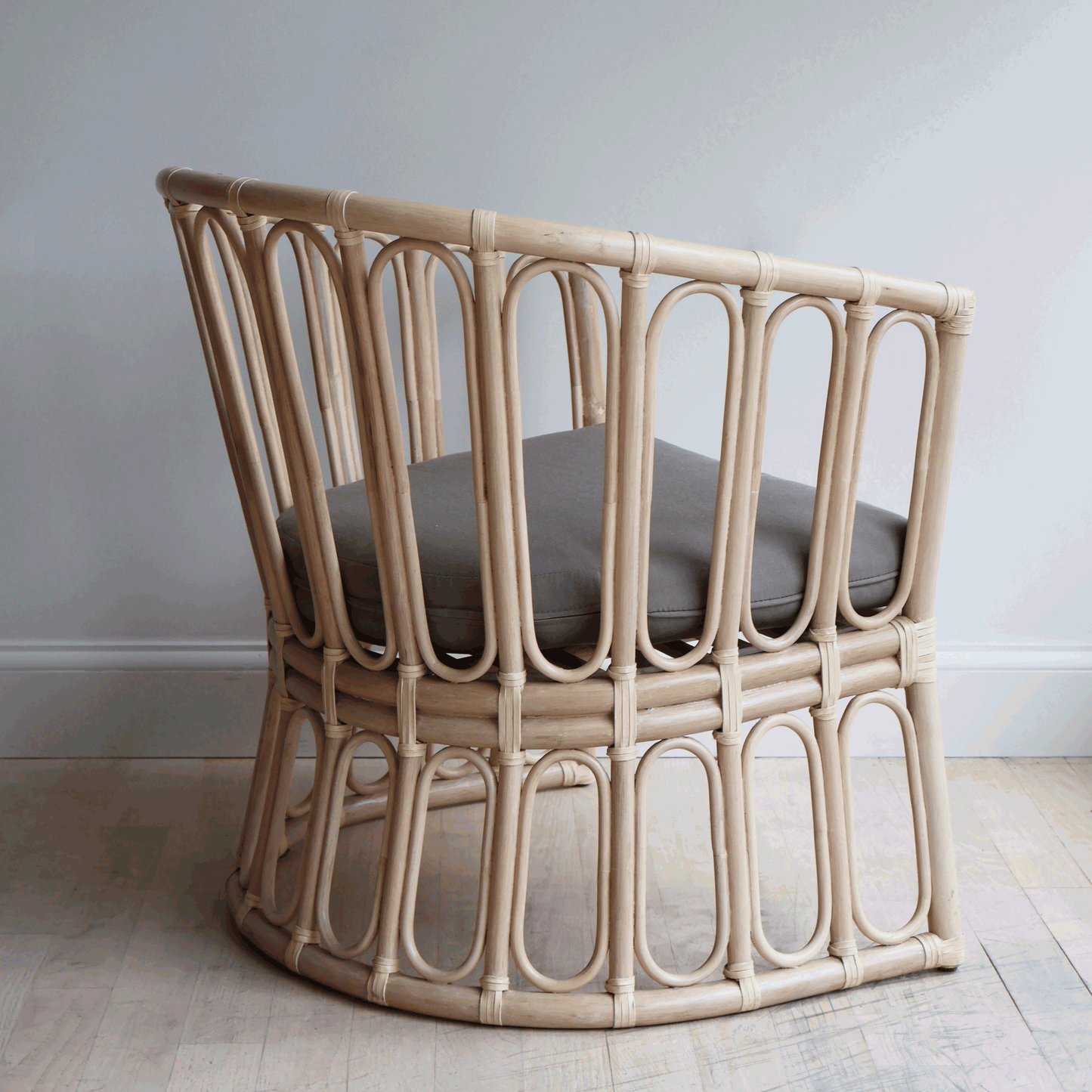 Colisee Lounge Chair
