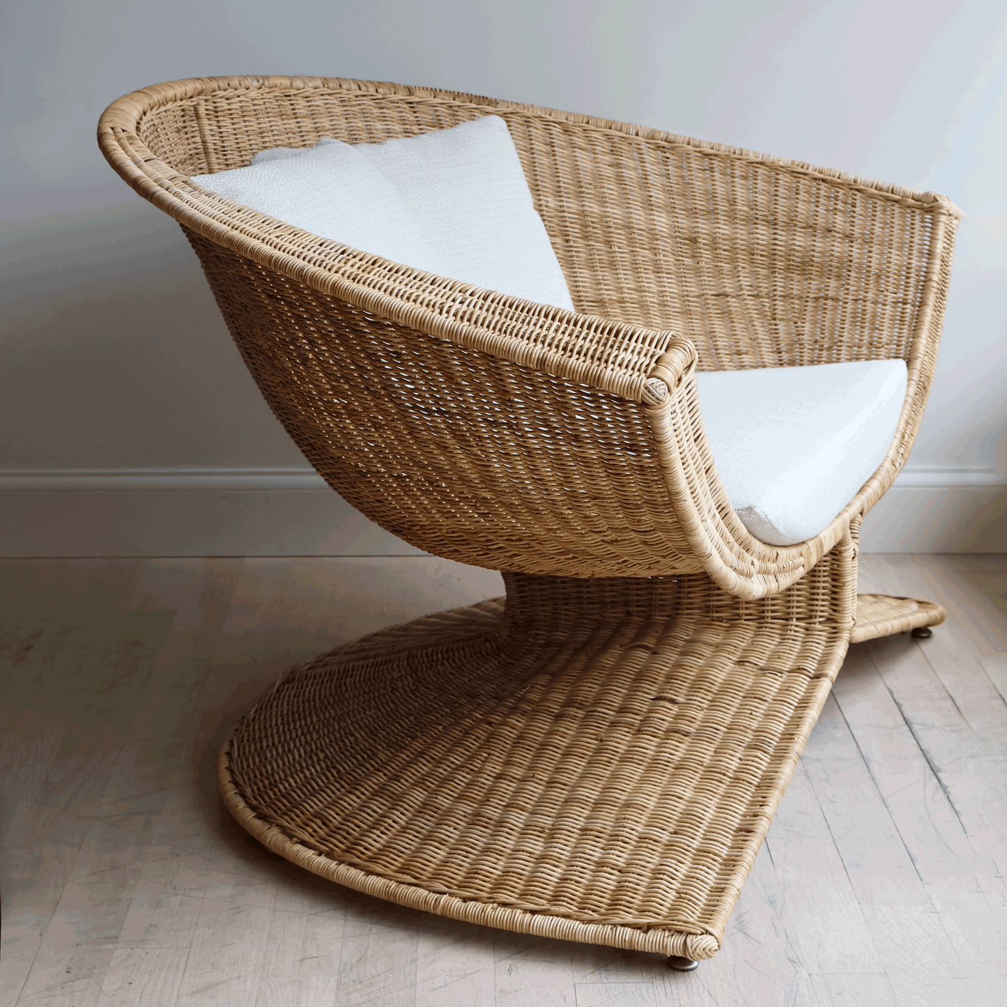 Lotus Lounge Chair