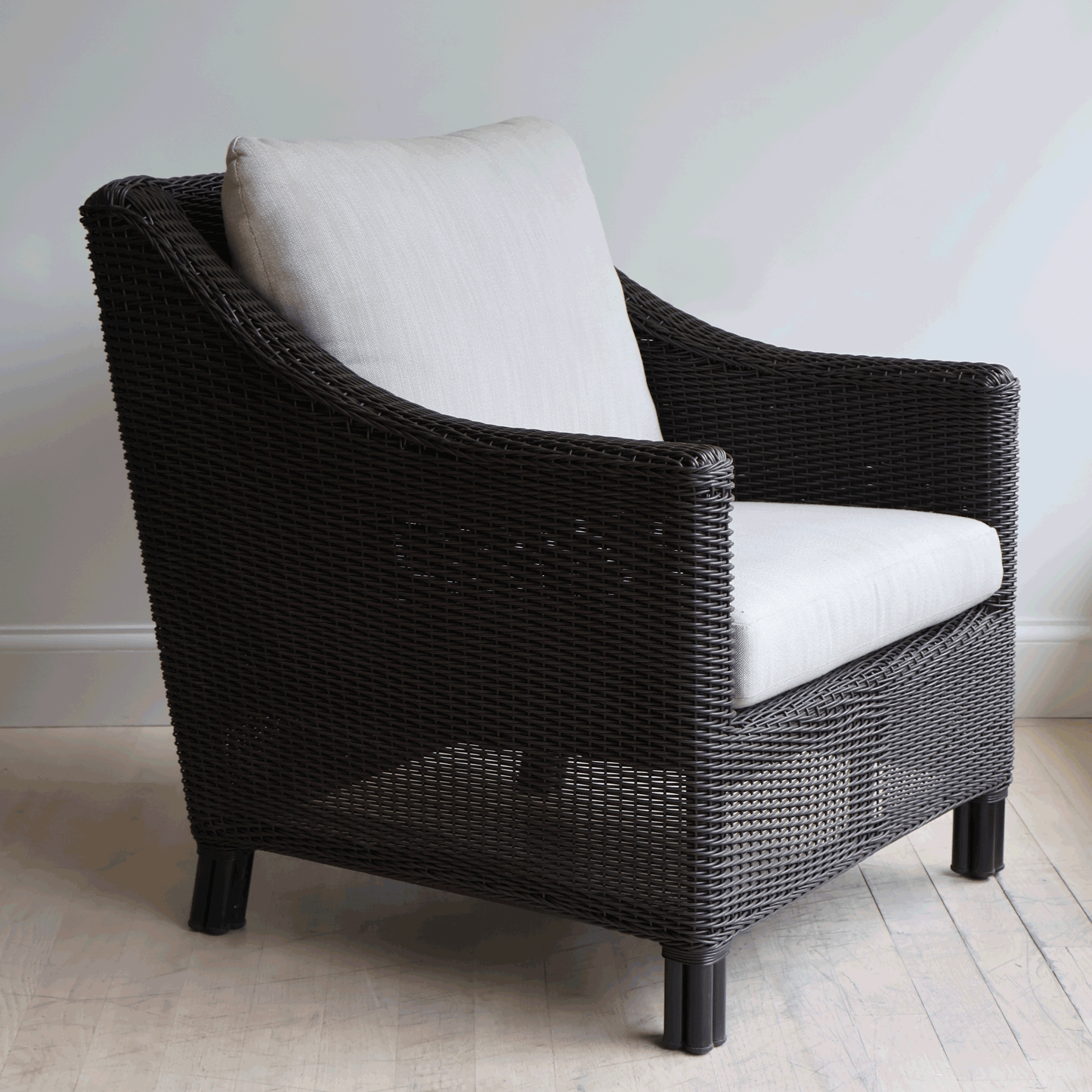 Outdoor Lounge Chair