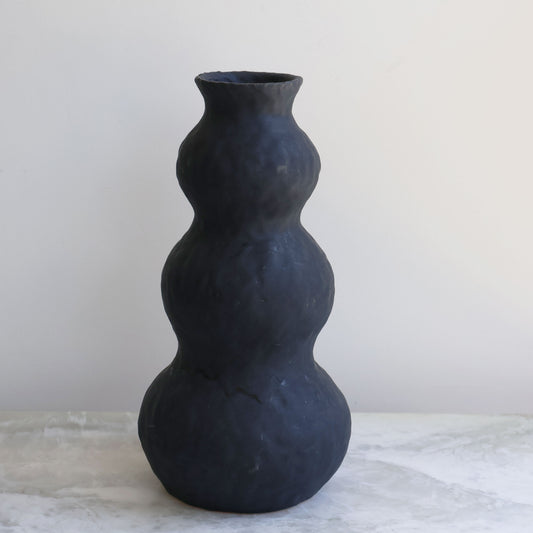 Coal Black Triple Curve