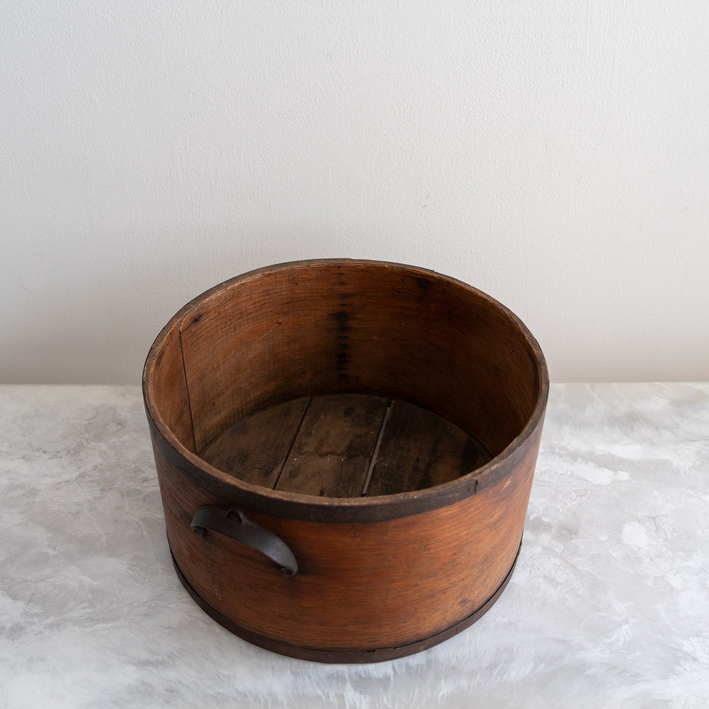 Vintage Round Crate