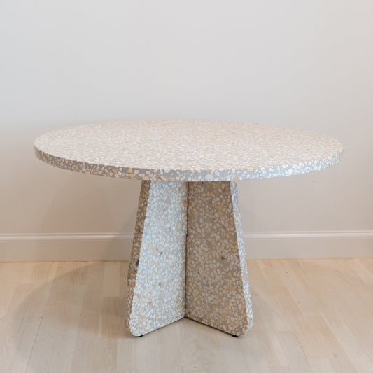 Juliette Table