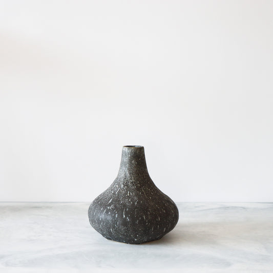 Mottled Black Droplet