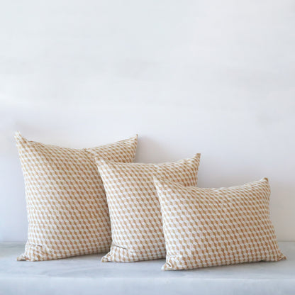 Tanya Linen Pillow - 14" x 20"