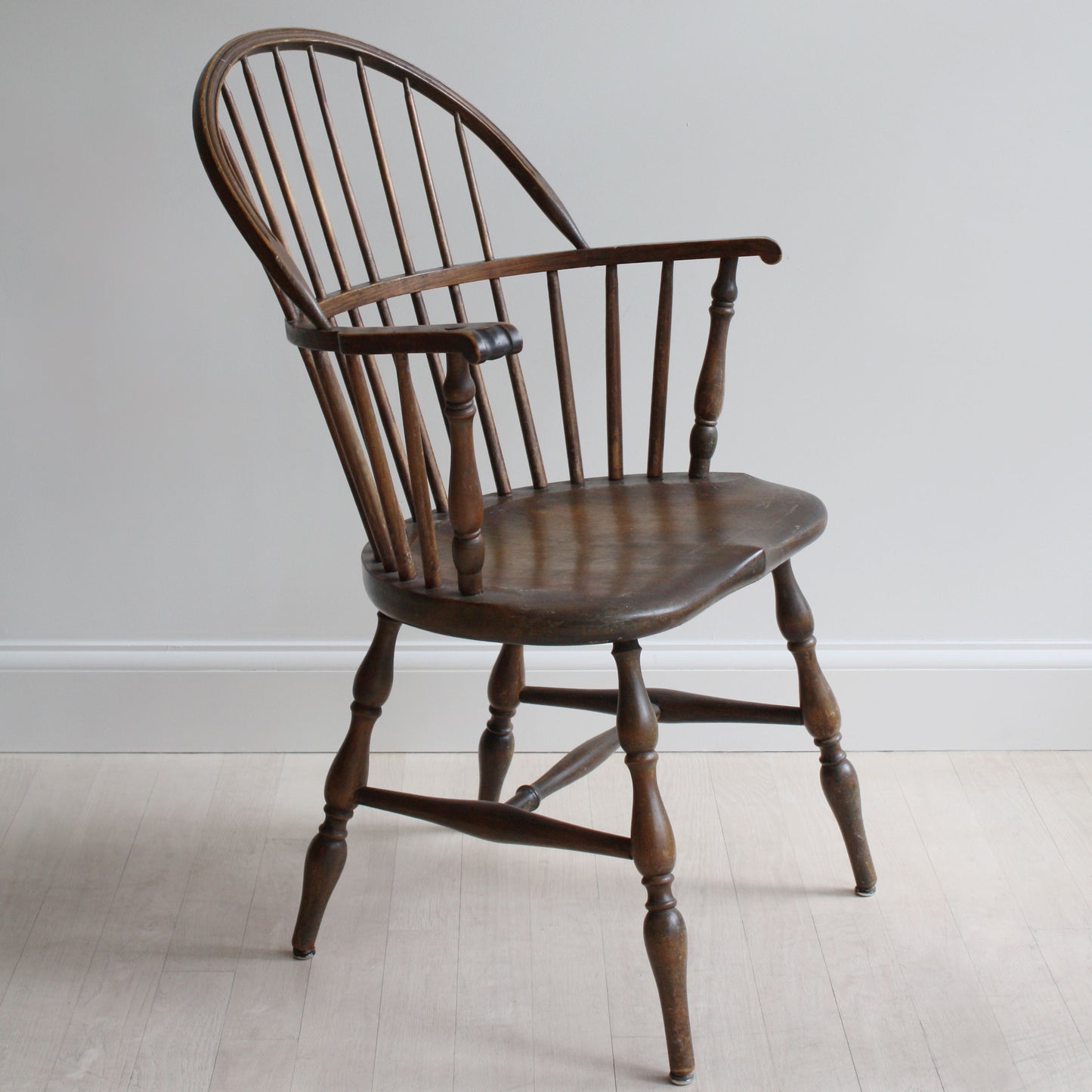 Bowback Colonial Windsor Arm Chair