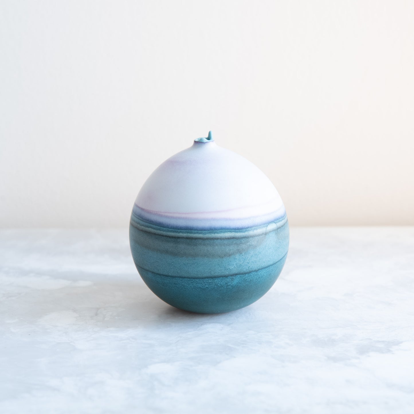 Pluto Vase in Ice and Teal