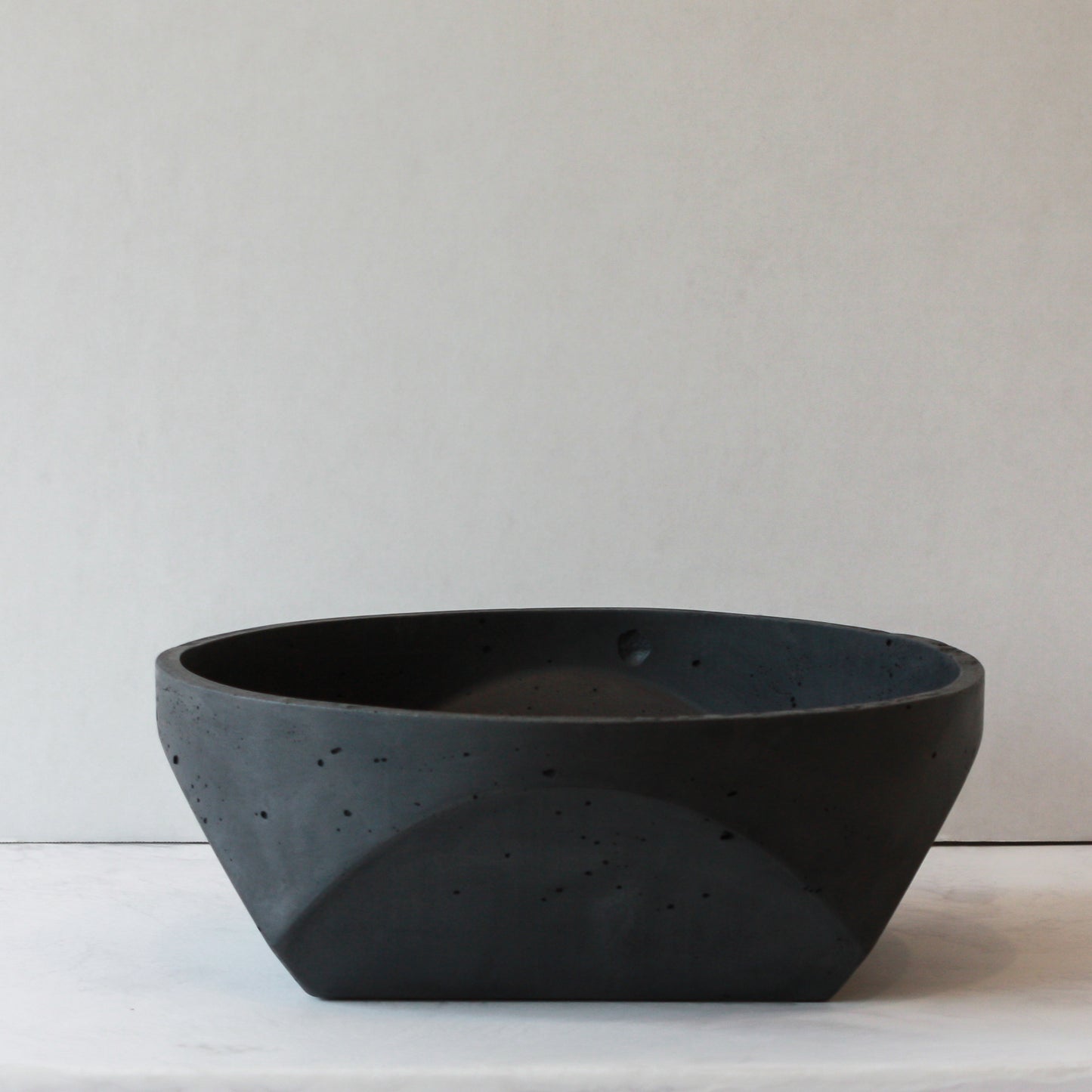 Concrete Bowl - black in  large