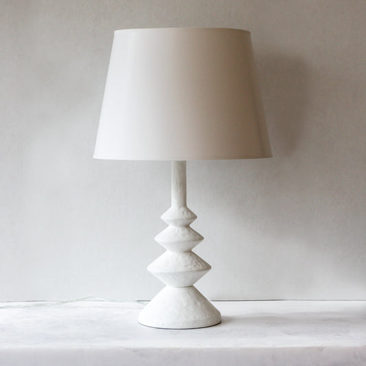 Ernst table lamp in white
