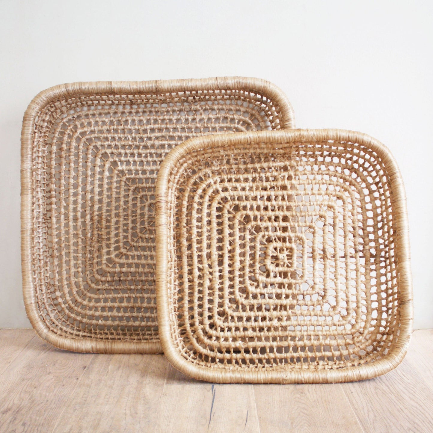 Lorelei Trays