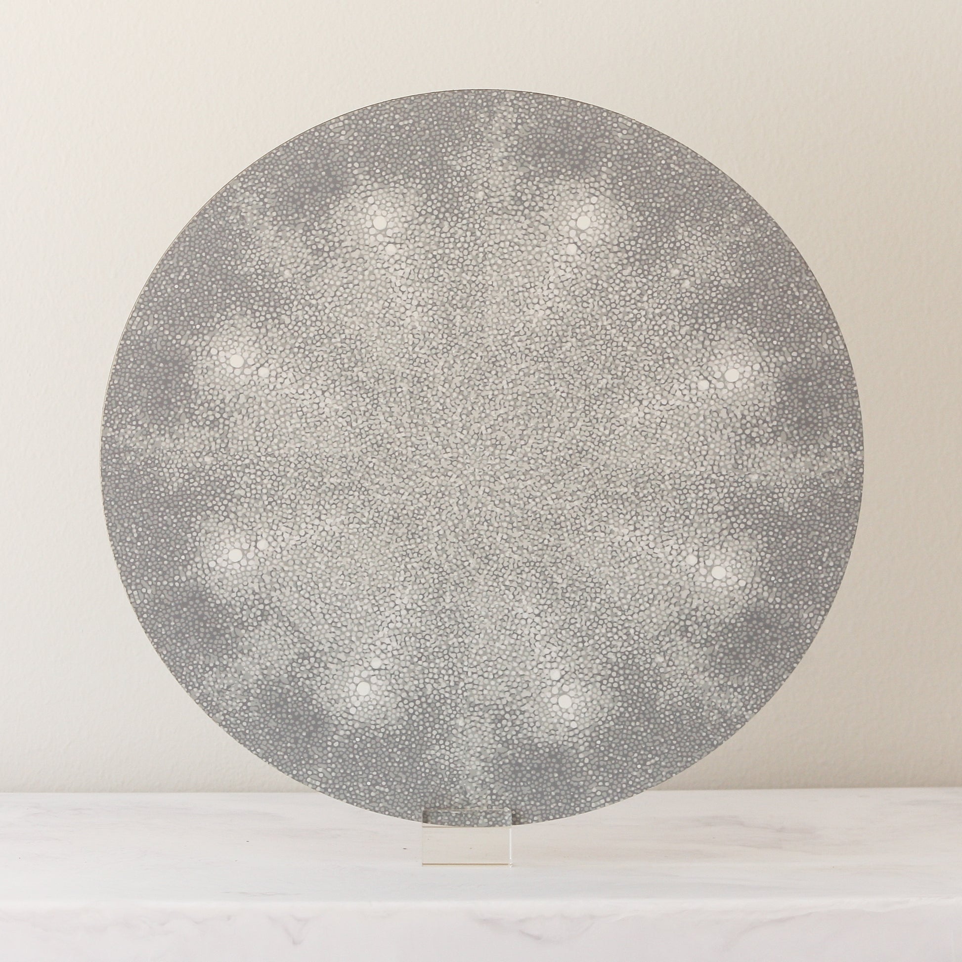 Shagreen placemats in gray