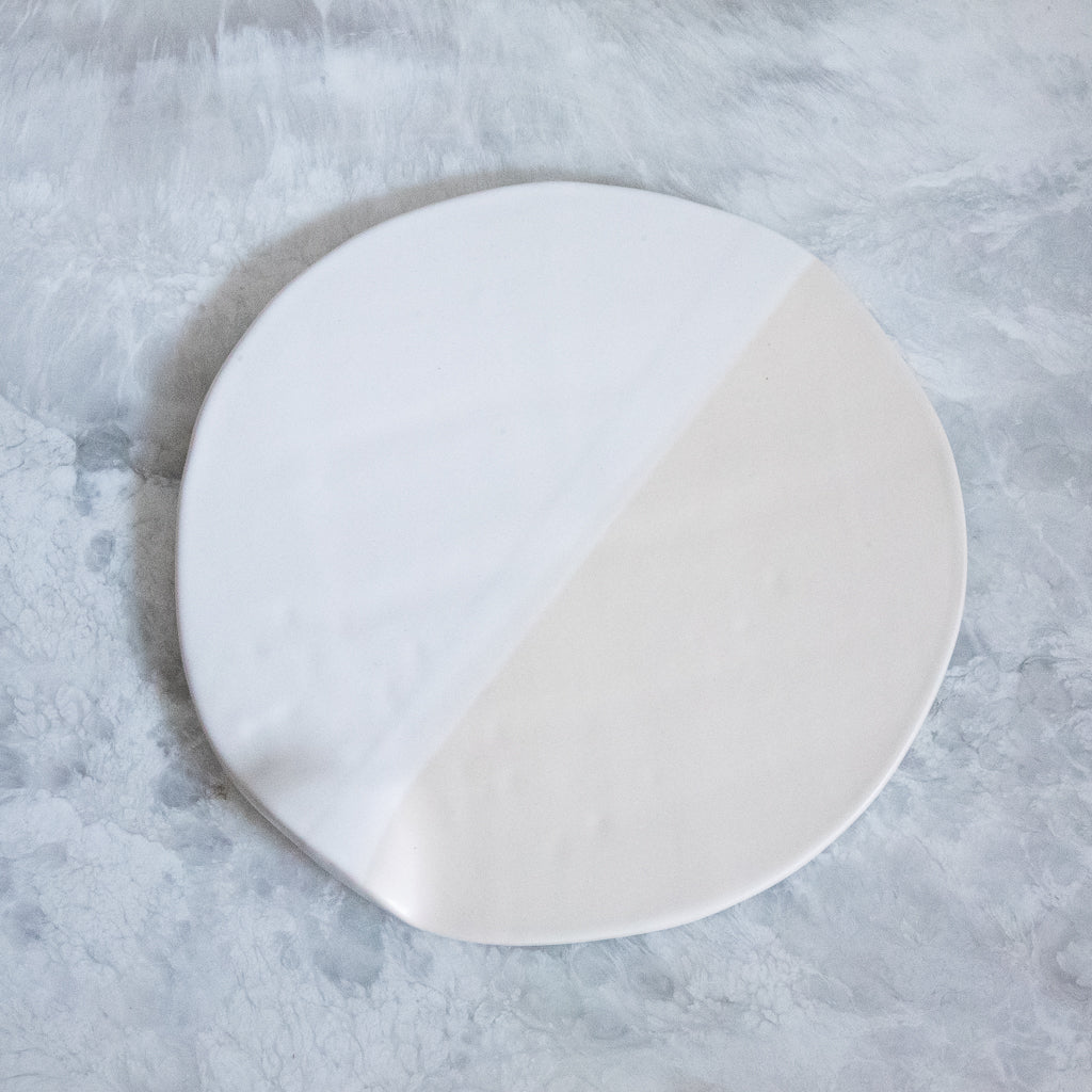 Presentation Plate - Gloss White & Matte White Duo