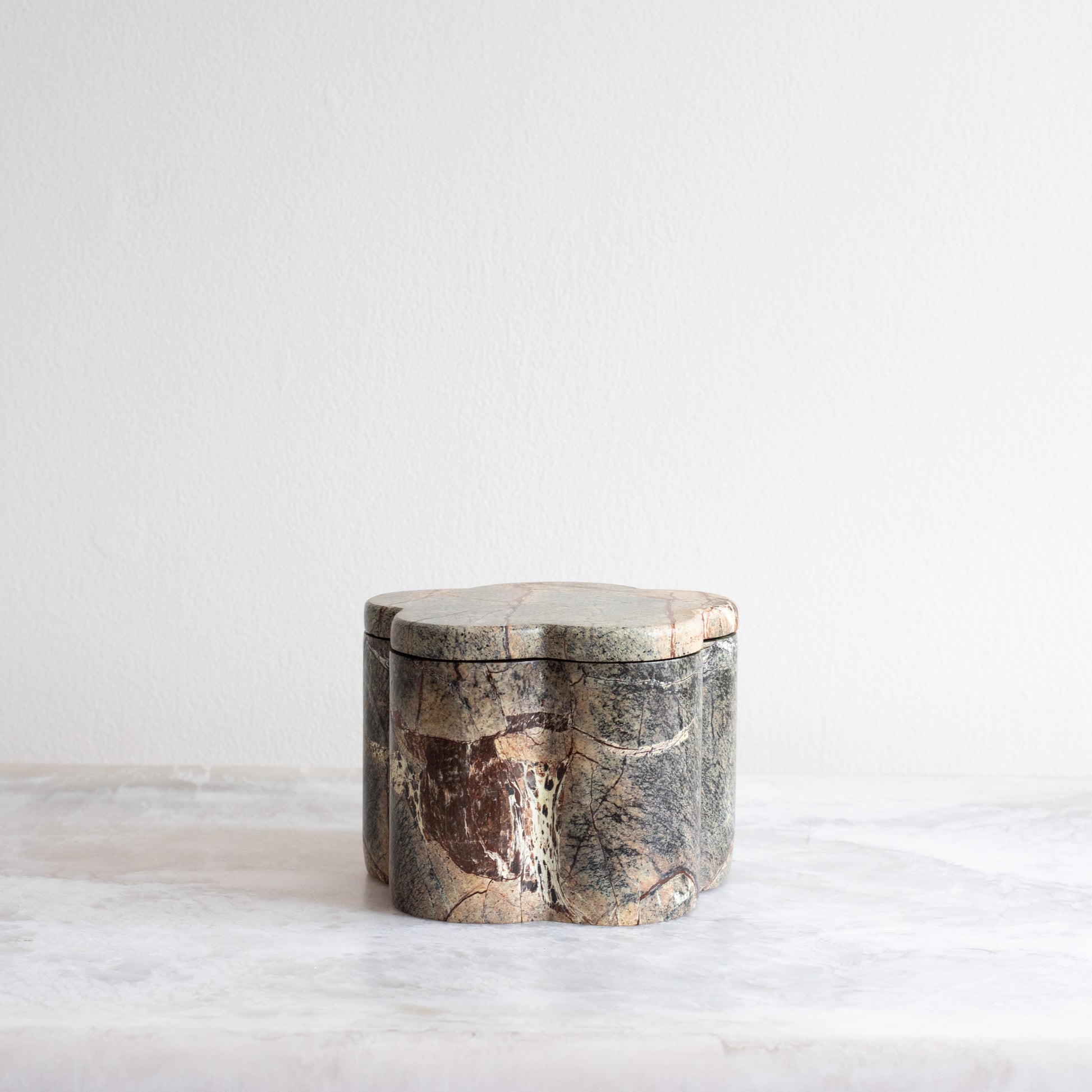 Bud Box in Sea Grass