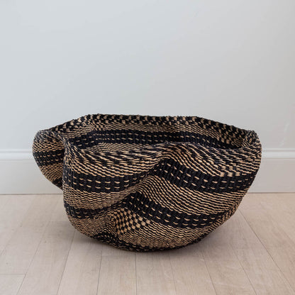 Pakurigo Wave - Black & Natural