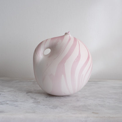 Conch Vase in Pink