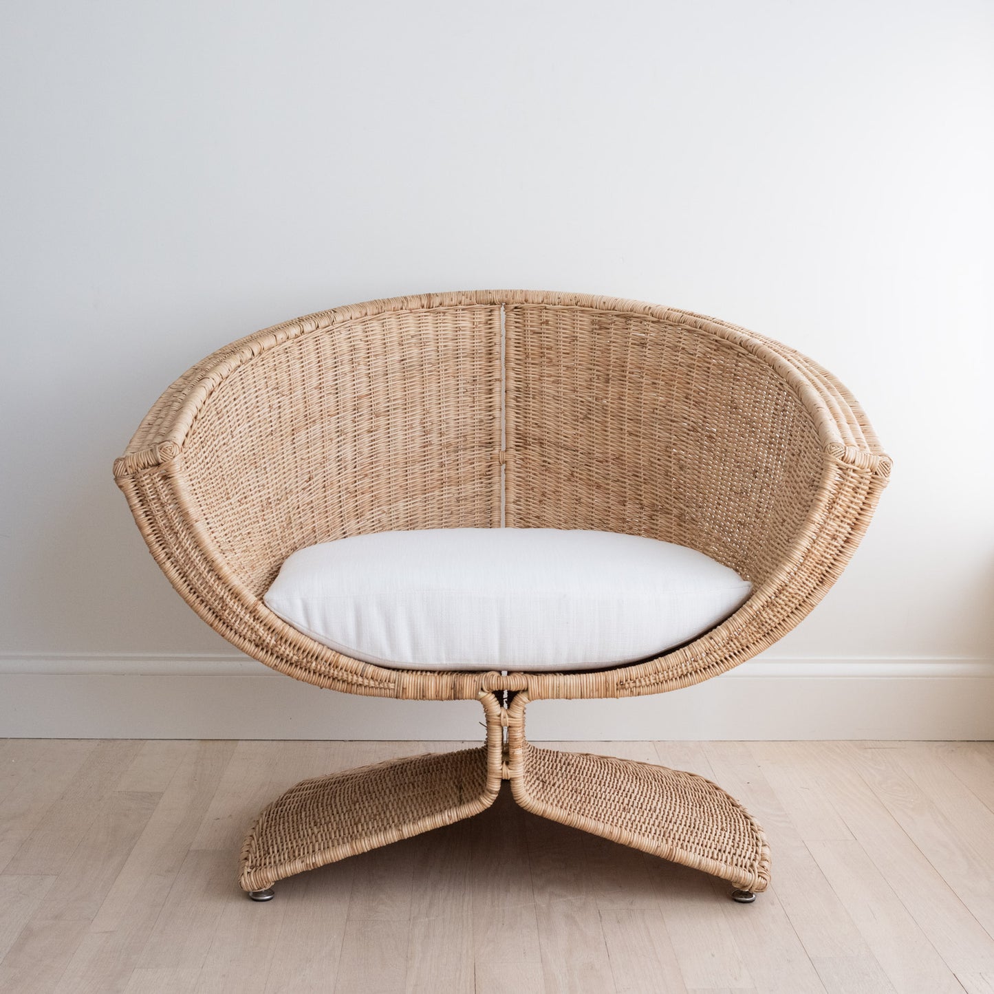 Lotus Arm Chair