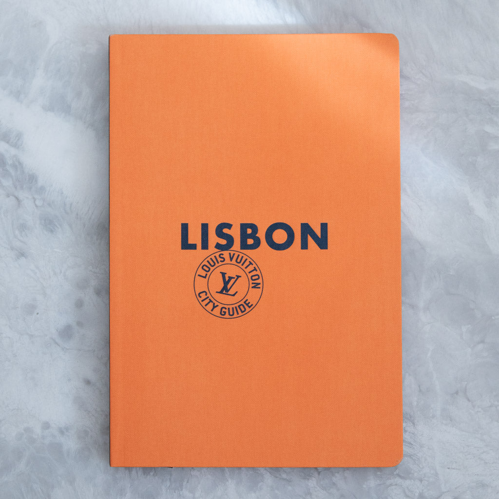 Louis Vuitton European City Travel Guide Set - Red Books, Stationery &  Pens, Decor & Accessories - LOU396756
