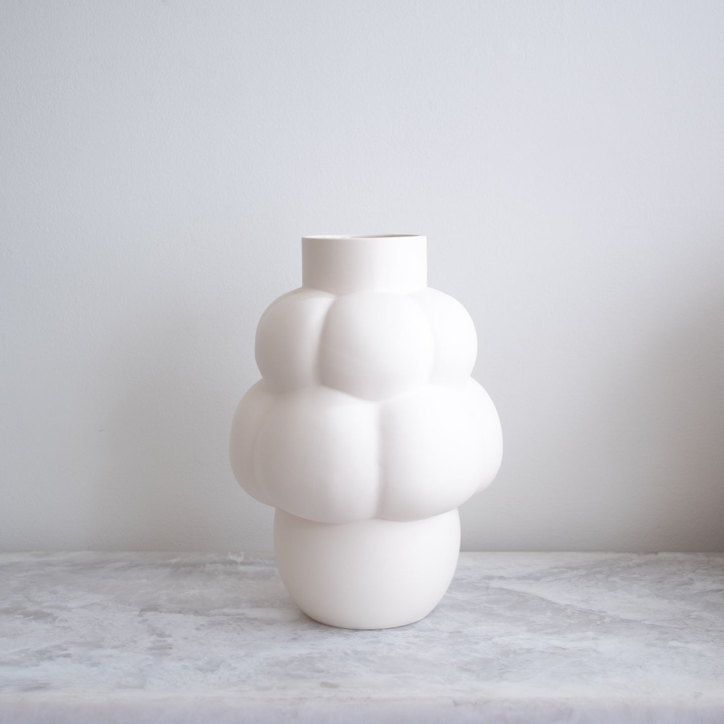 Grande Ceramic Balloon Vase - Raw White