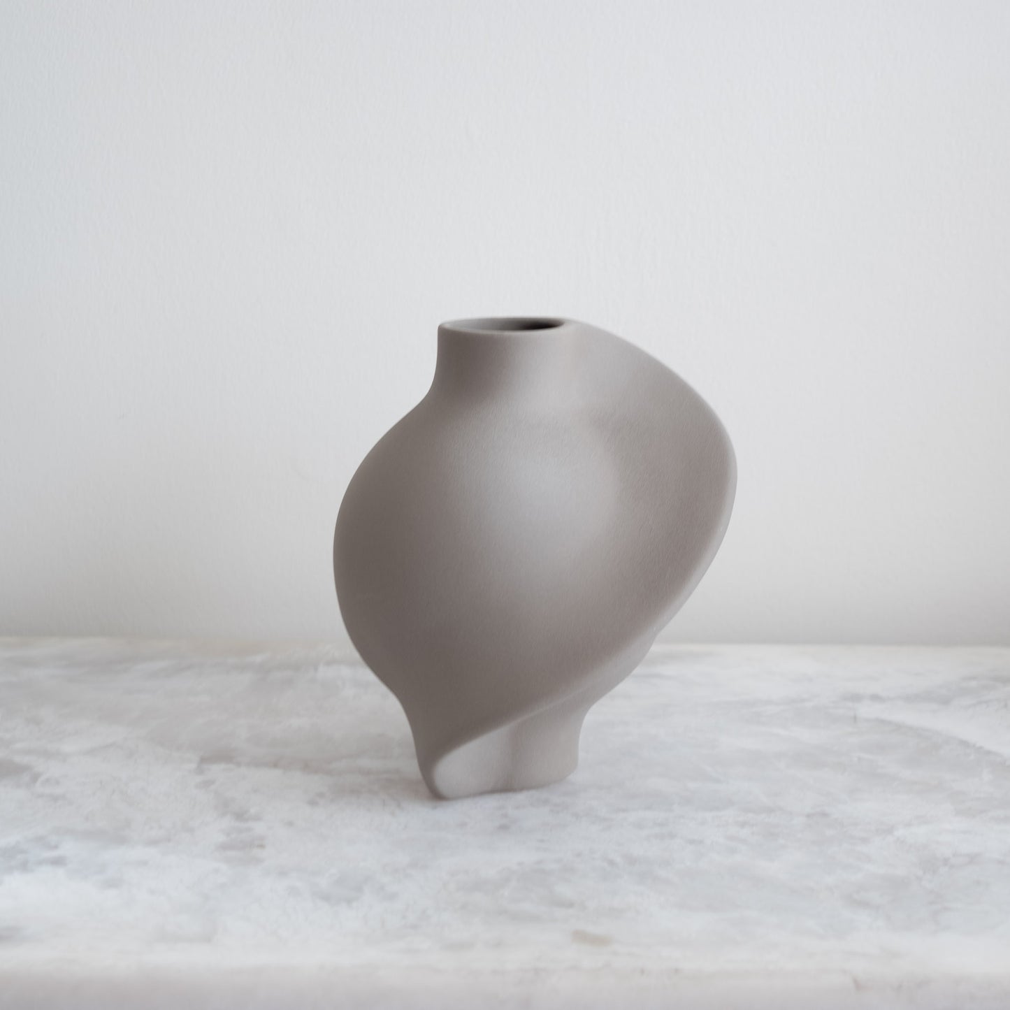 Small Pirout Vase - Sanded Grey