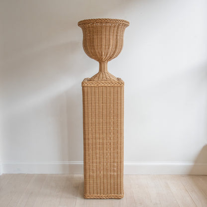 Outdoor Braided Pedestal