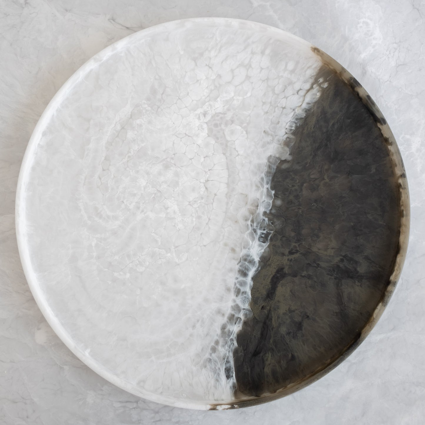 Sturdy Round Tray - 18"