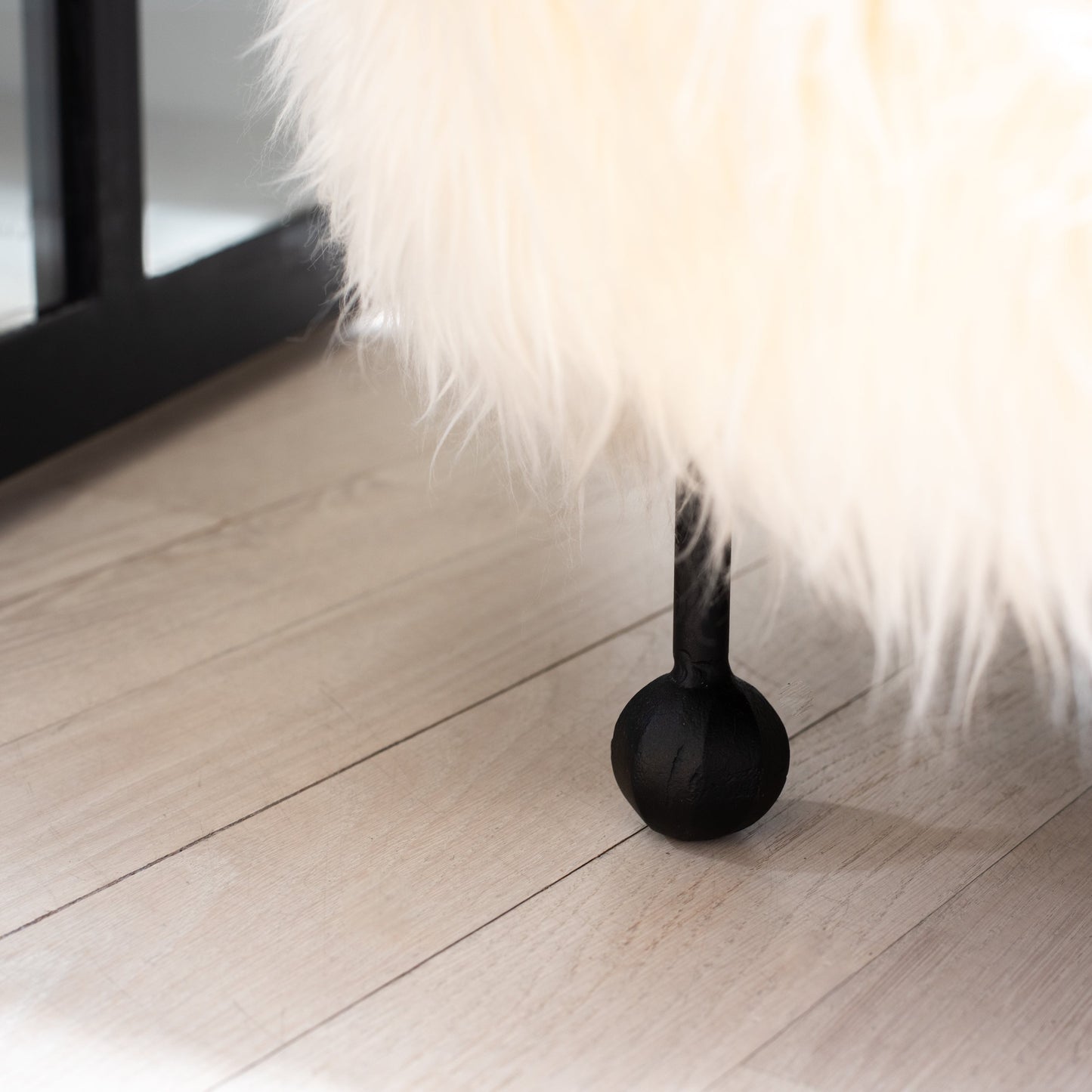 Fiona Ottoman - Large