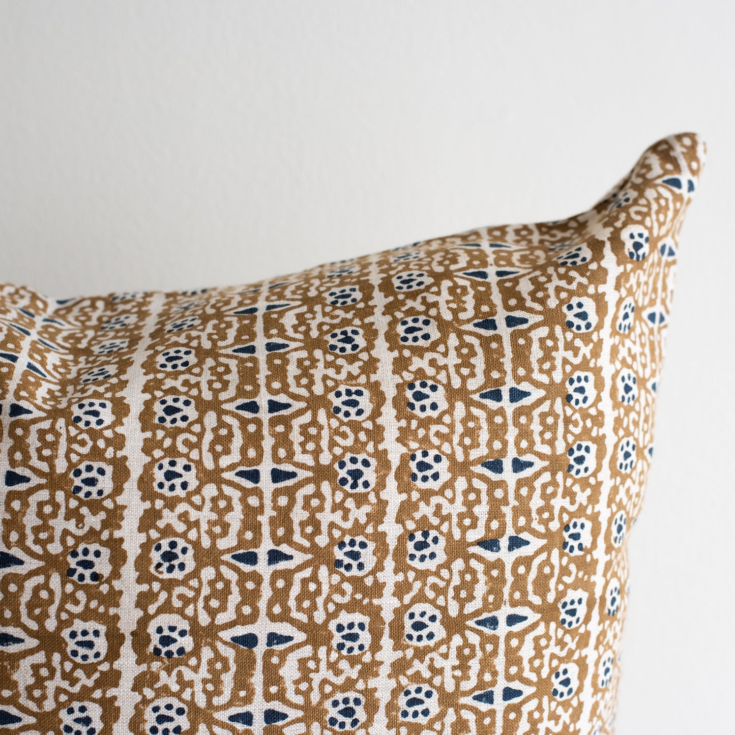 Capri Tobacco Pillow