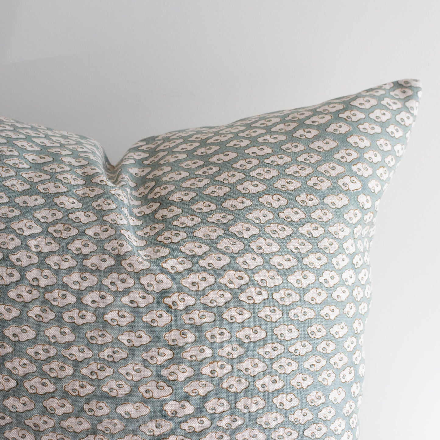 Kumo Oak Celadon Pillow